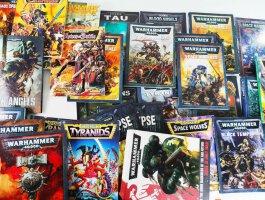 Warhammer 40.000 Bücher & Zubehör