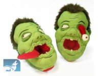Zombies Afoot Plush Slippers (Plüsch)